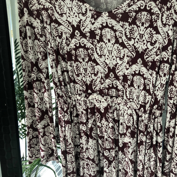 Harlow-Long Sleeve dress-Medium - Picture 3 of 4